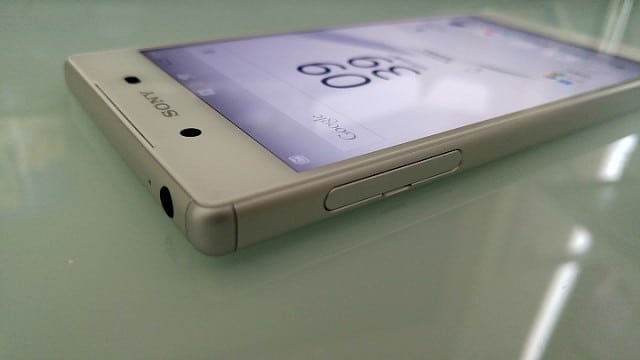 Xperia-Z5-unboxing_9-640x360