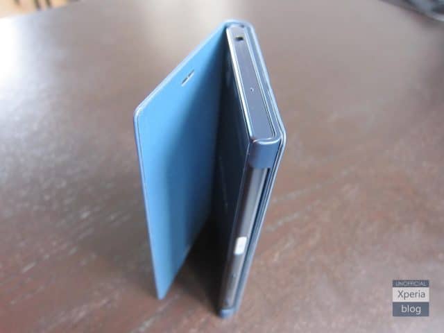 xperia-xz-scsf10-style-cover-stand_12-640x480