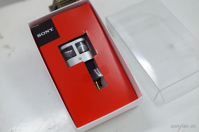 Sony-STM10-unboxing_3